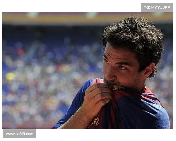 巴塞罗那更换队徽全过程解析及背后的意义探讨